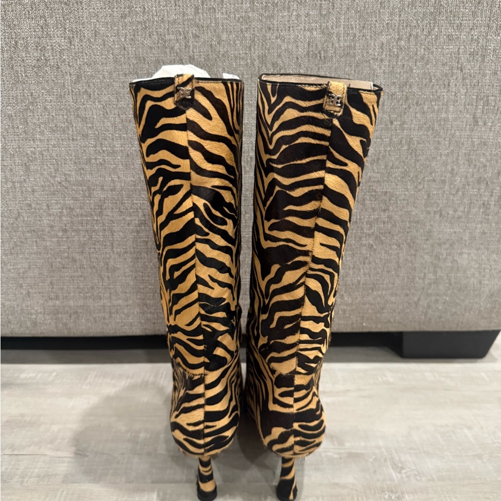 Zebra Print Knee-High Boots - Picture 5 of 5